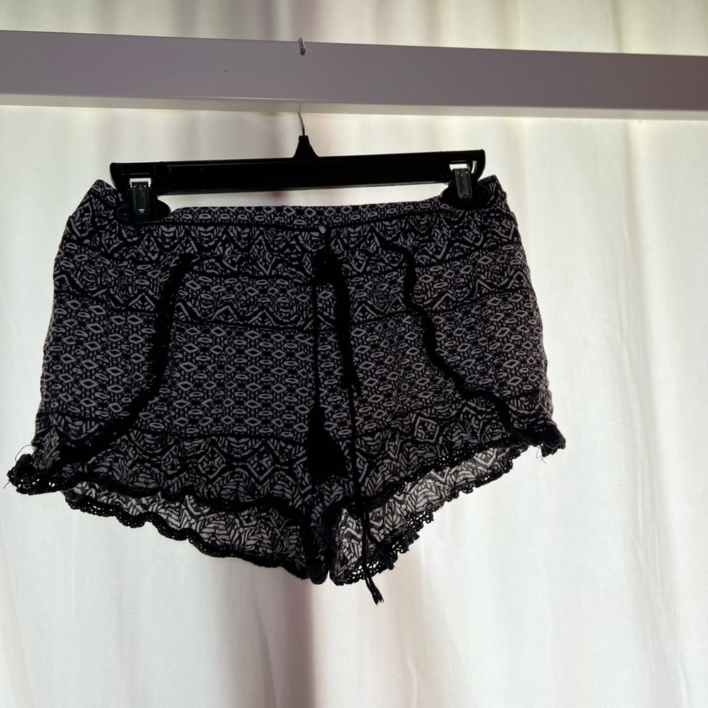 cute pattern flare shorts